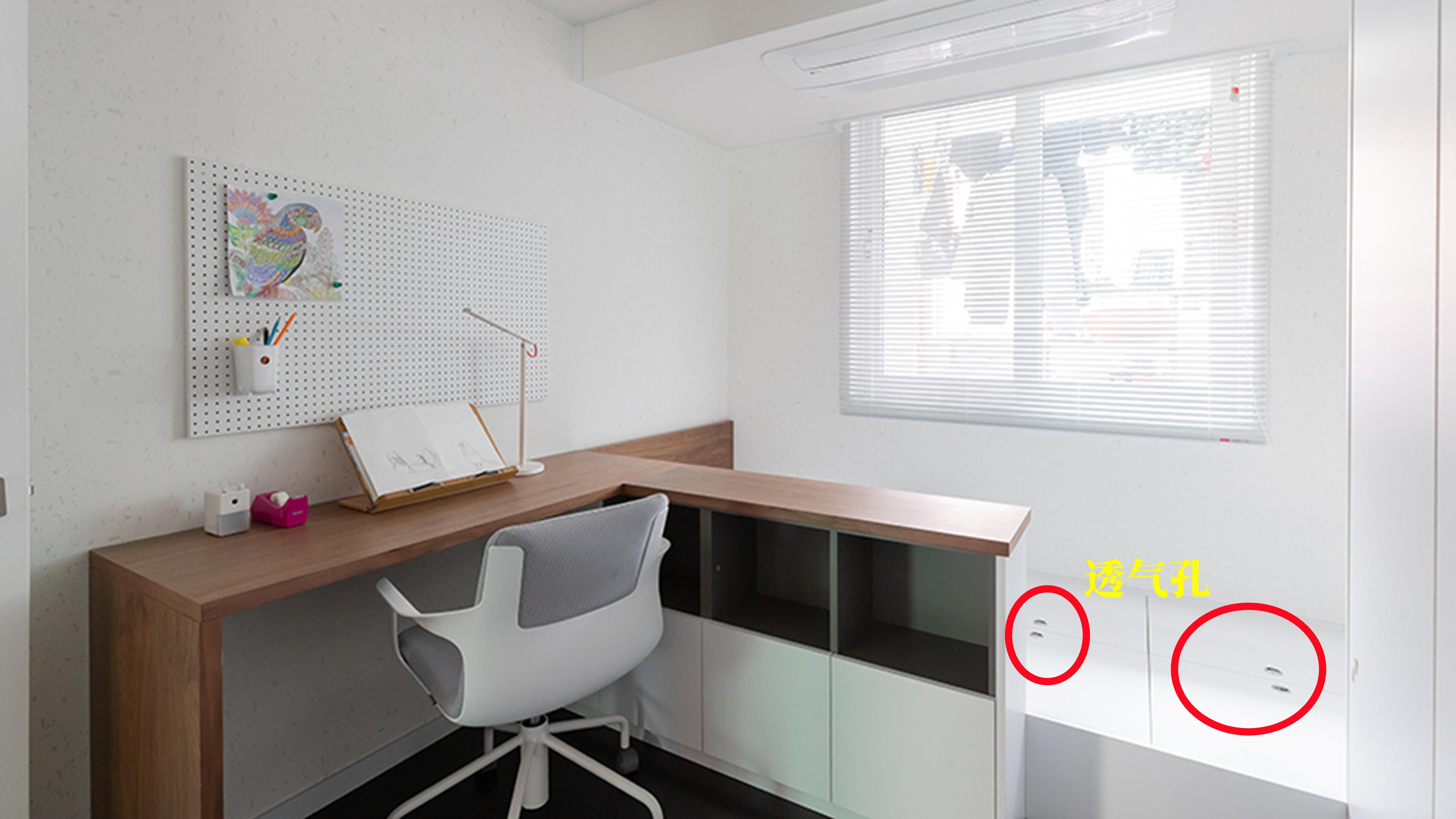 住了一段时间，明白柜子做少了的痛苦，床底打扫干净又腾2㎡收纳