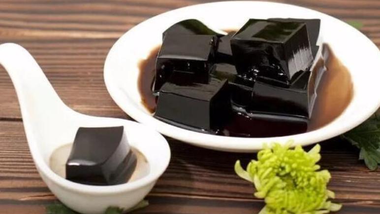 鸡蛋|网评“难吃”的5种小吃，第1种就让人反胃，第4种一人吃全家遭罪