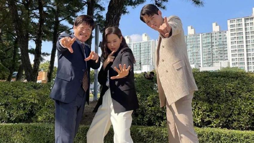 李荷妮|演员学历最高的韩剧，不仅男女主是首尔大，连配角都是首尔大