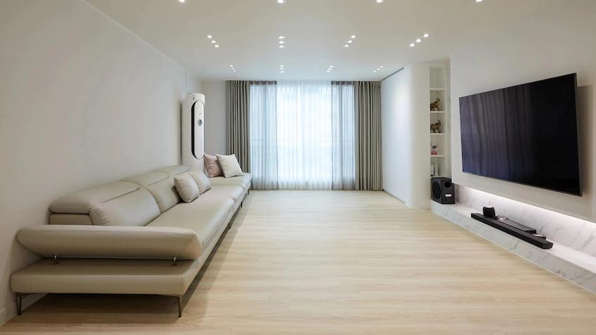 139㎡，初见觉得过于清冷寒酸，再看时，才明白这套设计好在哪