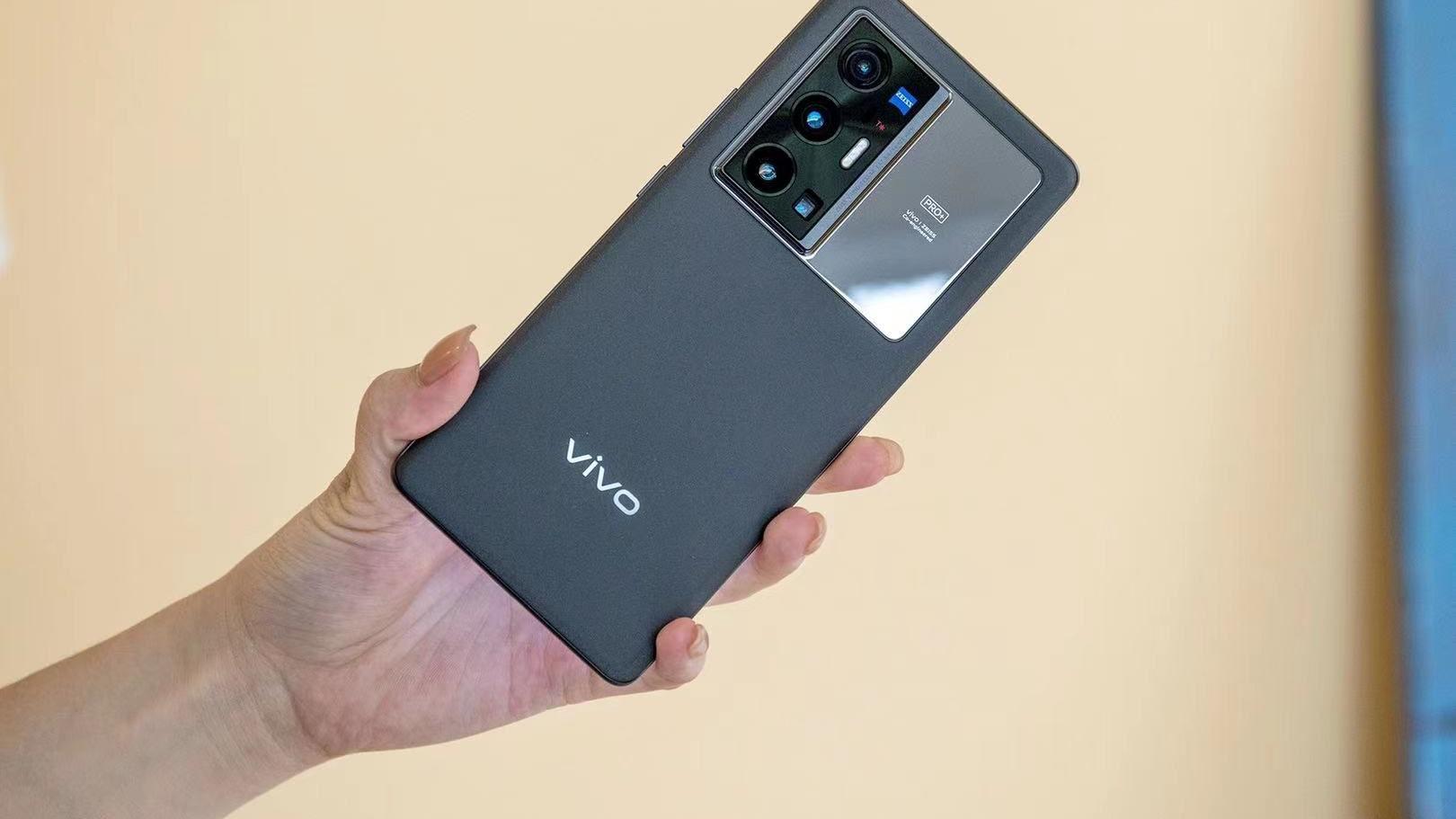 为什么影像手机的话题能被vivo X70 Pro+包圆？实力所致