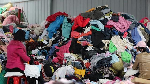 你盖的被子，是旧衣服加工的？旧衣服还有啥用途，赶紧了解清楚