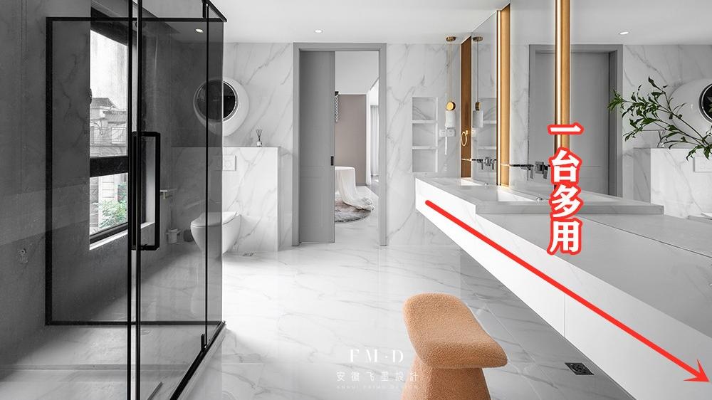 装修到木工阶段，老师傅特意将洗漱台两侧做斜角，这手艺毋庸置疑