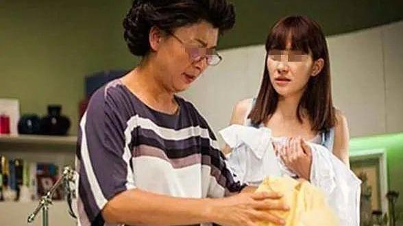 中年女同学自留地|“婆婆，我手指受伤不能沾水，让大嫂洗一次碗吧”“戴上手套不就行了”