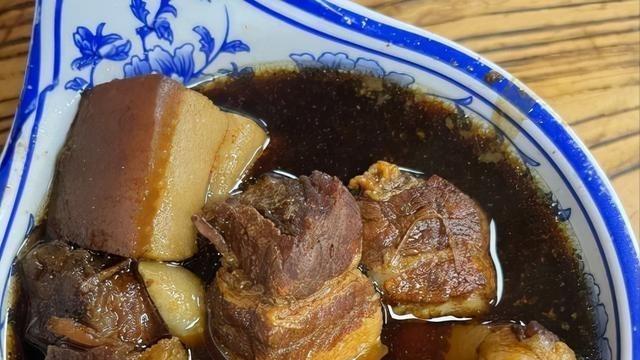 沈阳|沈阳漂亮小姐姐卖非遗美食，2代人传承35年，一天流水过万