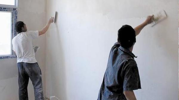 墙面潮湿是哪些原因引起的？怎么处理？看完你就知道！