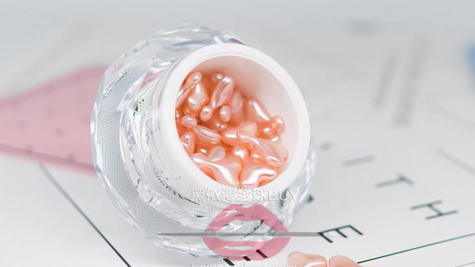 烟酰胺|精华液推荐：提高肌肤的抗氧化能力，让肌肤由内而外的散发出光彩