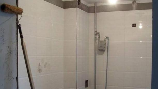 装修师傅狮子大开口，业主气不过，就自己动手没想到省一半