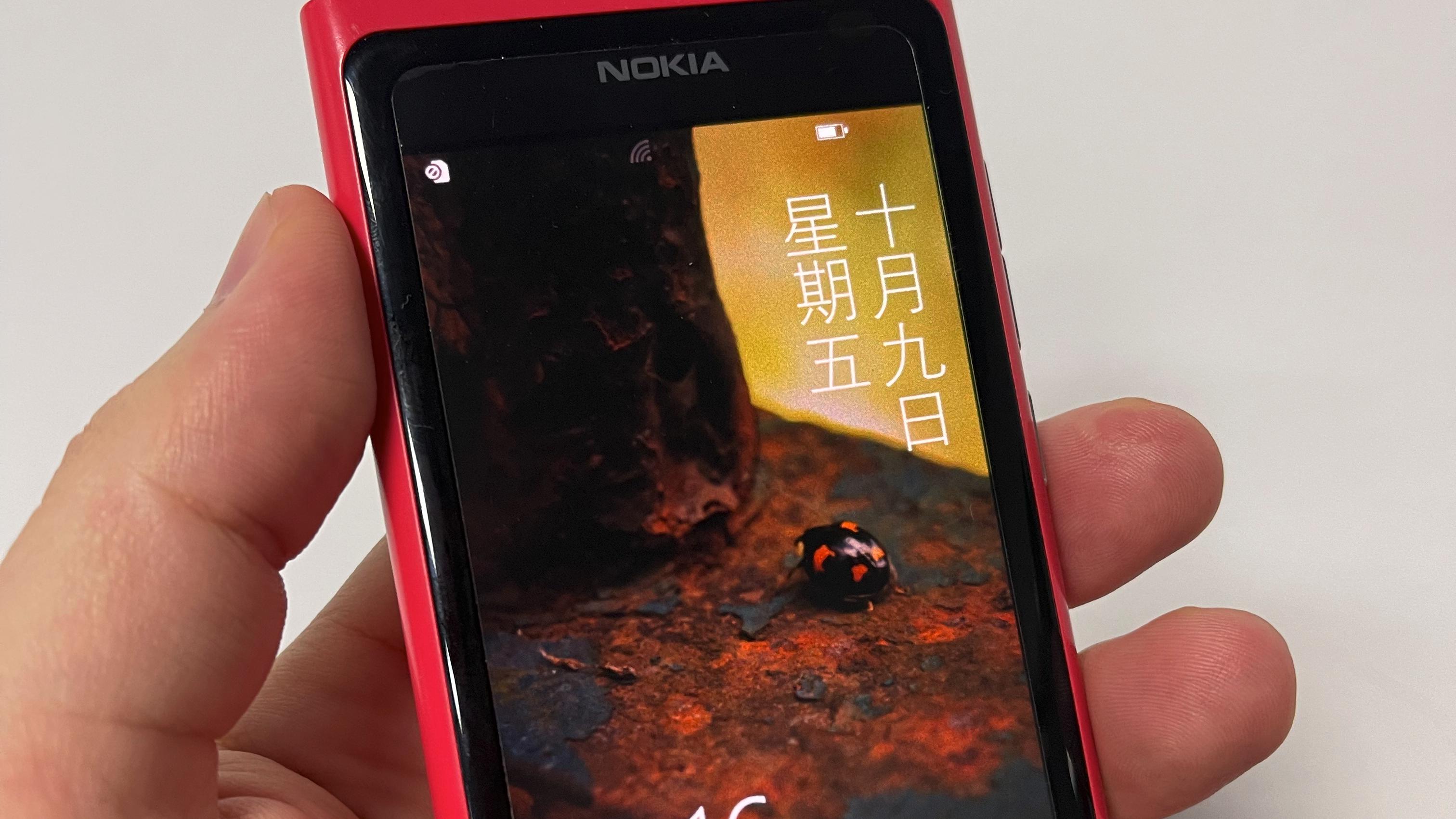怀旧！我的诺基亚Lumia800居然还能用