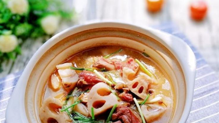 汾酒|天气转凉，教你一道暖身的腊鸭焖莲藕，暖身暖心又暖胃，做起来吧