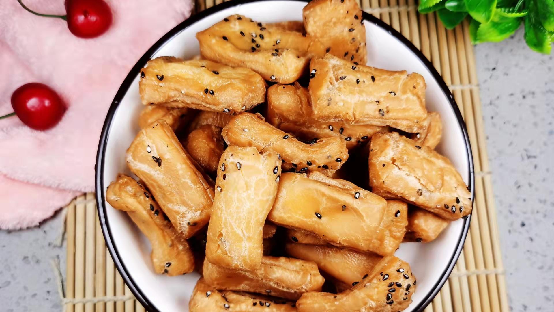 面包|早餐別忘吃它，比油條健康，比面包酥脆，隨吃隨熱，真方便