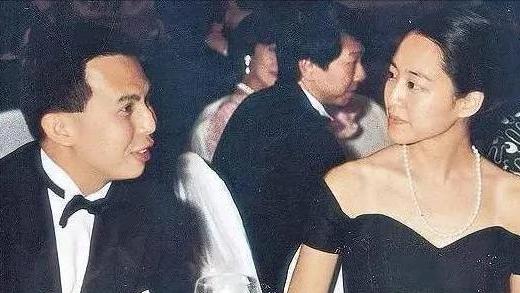 柯以男|李泽楷已经跟郭嘉文分道扬镳，貌似移情别恋上了“大马女神”林宣妤？