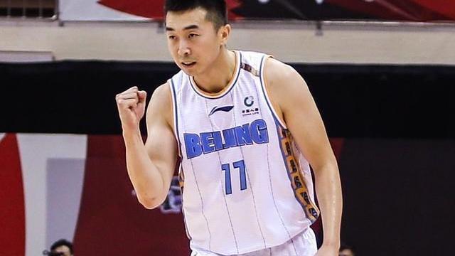 吴有情聊|大结局了？曝首钢续约CBA第1恶汉，2外援遭其毒手 辽篮广东要小心