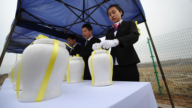 筱筱雨菲|七八十年代农村野外坟地经常见到的“鬼火”，为什么现在看不到了？是已经消失了