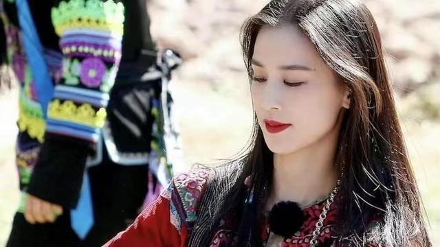 黄圣依 如何评价黄圣依的颜值？