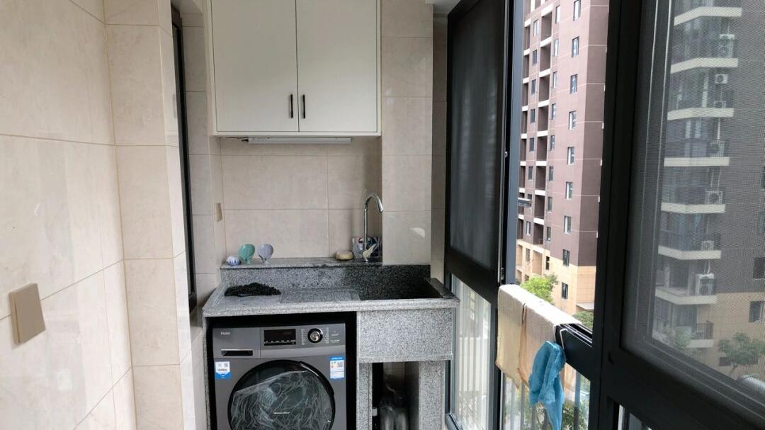 第一次见她家60平小窝，全屋干净又温馨，太令人羡慕了，分享一下