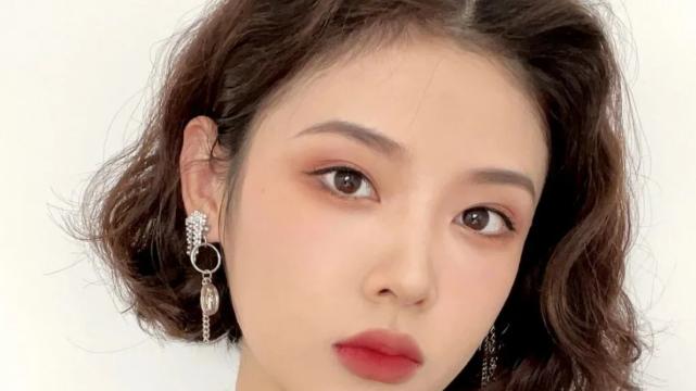 短发 短发又流行回来了！这5款经典的“短发”，高级减龄还显脸小
