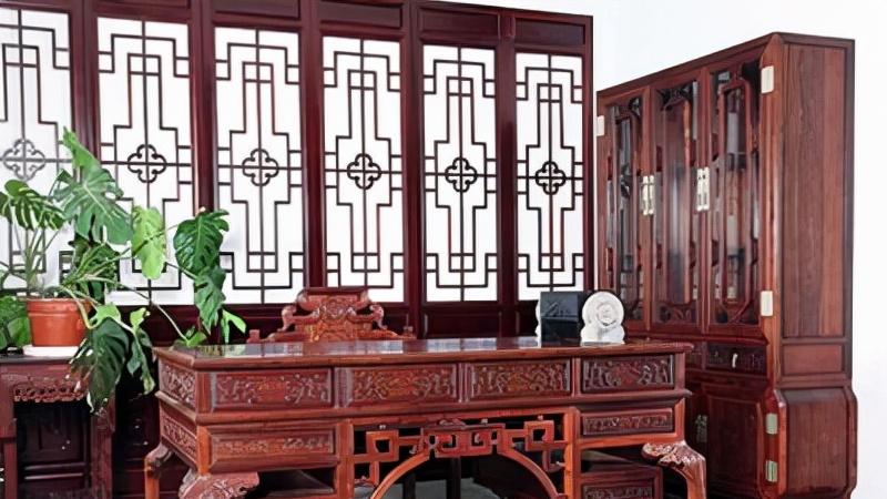 关于红木家具的“5大谣言”，到底是偏见还是真相？别再被骗了！