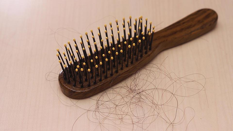 一年四季头发都掉的多，这几个原因要知道！