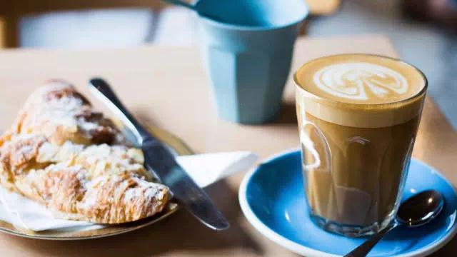 咖啡|为什么要用不同的萃取方式萃取不同烘焙度的咖啡？