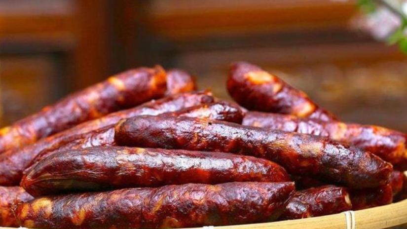 腊肠|为啥腊肠味道发酸，一切就散了？教你用了40年的方法，一次性解决