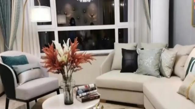 私自把毛坯房改成样板间，开发商却怒斥维权业主：你还占便宜了！