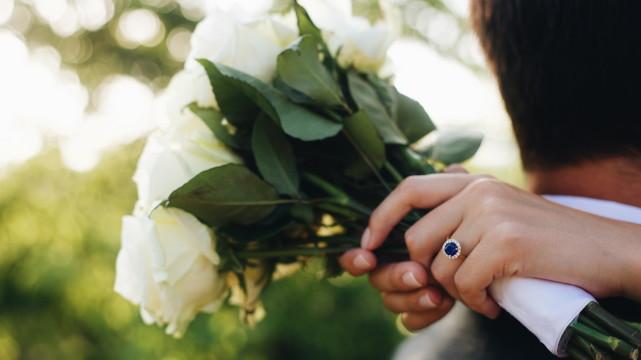 胡小乖|“你生个女娃，只能让娘家养”婆婆嫌弃孙女，表示婆家不养赔钱货