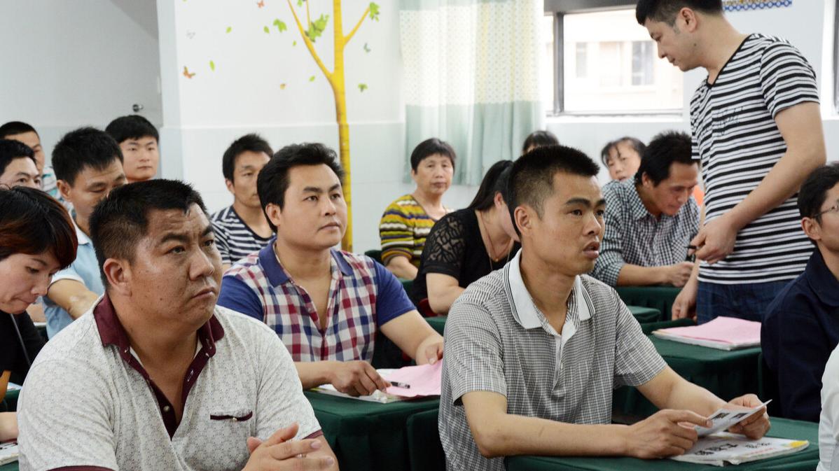 赵主任故事会|（真实故事）家委会群里的“张大师”