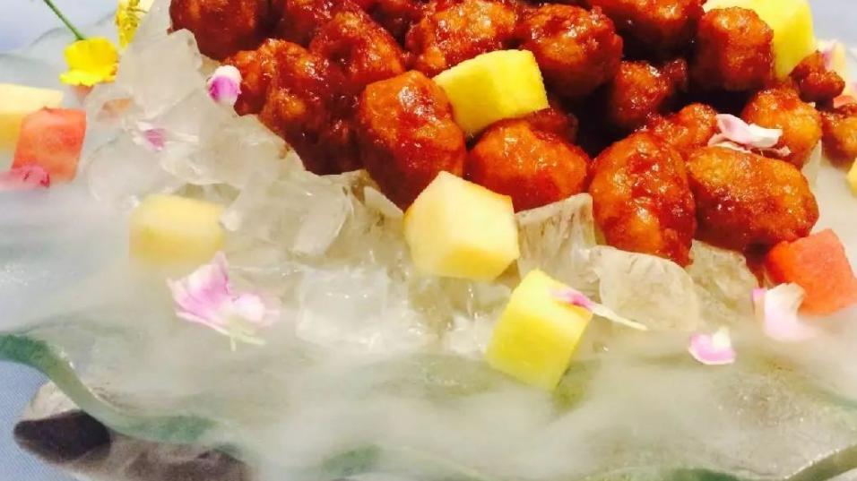 |粤菜到底有多火？本地高档的那一批酒楼，里面百分之一万有粤菜