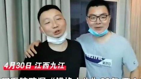 木子默|100多张姚威童年照和2000字小长文，杜新枝，你的软刀子太狠了