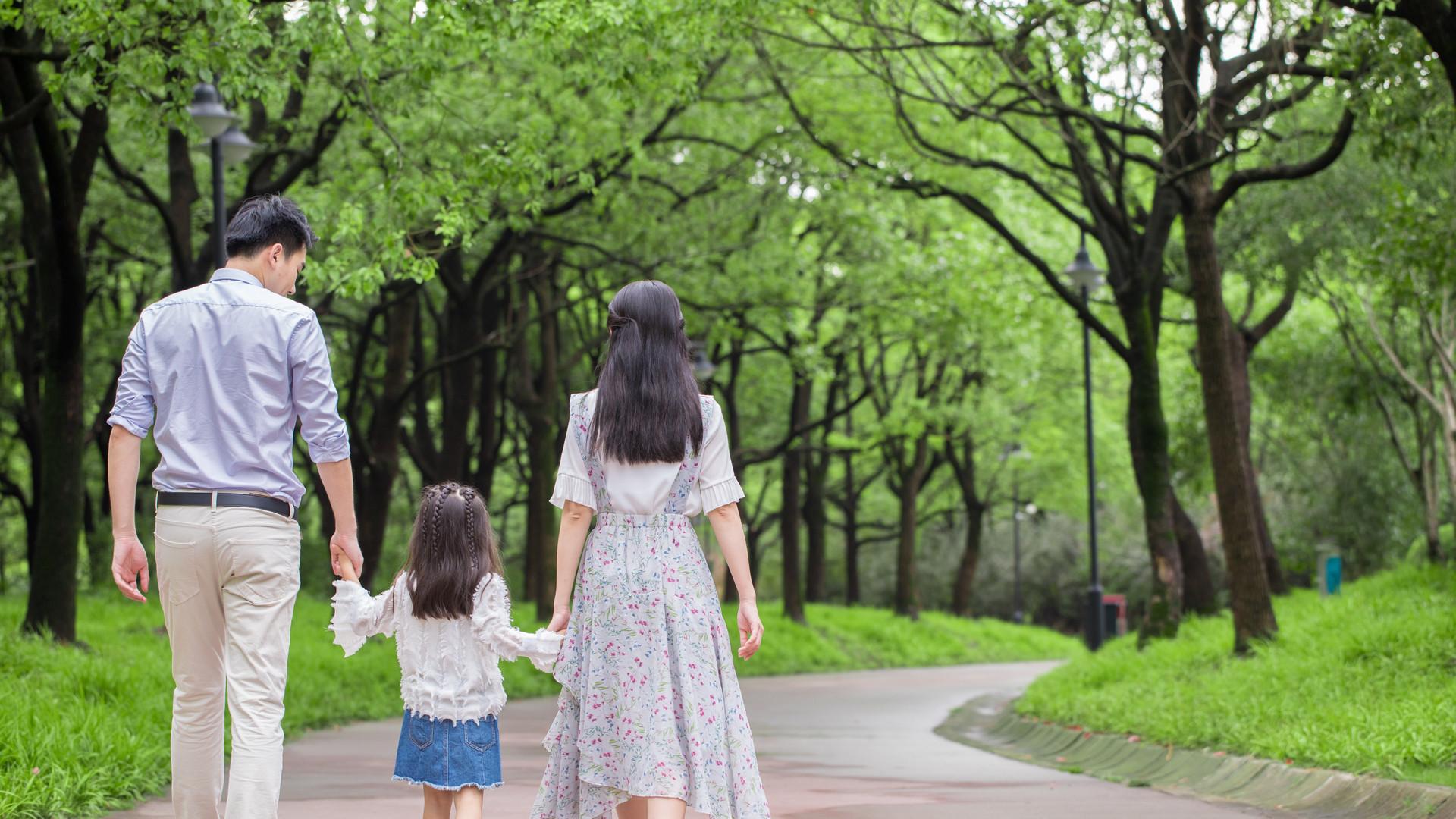 说爱|心理学：女儿和父亲的关系，往往决定了她会遇见什么样的爱人