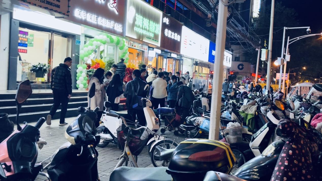 平顶山|平顶山这家不知名的纸包鱼，位置偏僻，味道却堪称一绝｜寻味鹰城