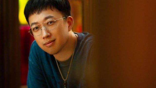 于正减肥成功，瘦身后堪比“整容”，坦言中年“去油”三大方法