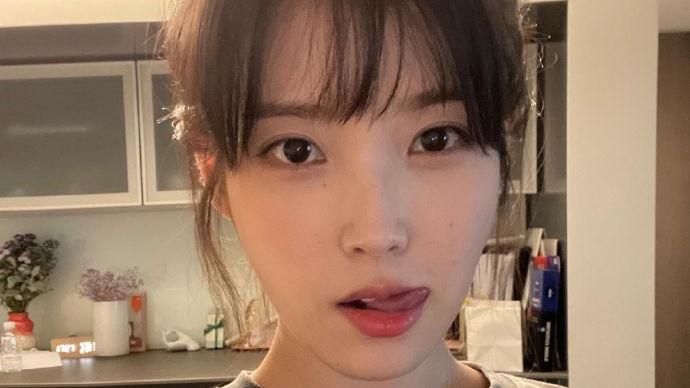 明星素颜 公认好看的素颜美女，脸上都有这几个特征，皮肤好是其一