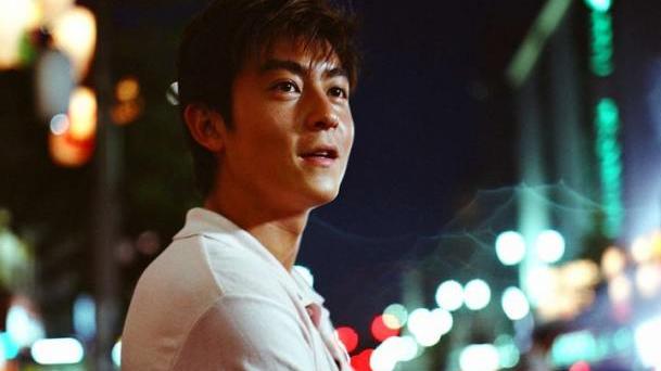 一个奇怪的男孩|当年陈冠希事件多位明星受影响，唯独应采儿全身而退，为什么?