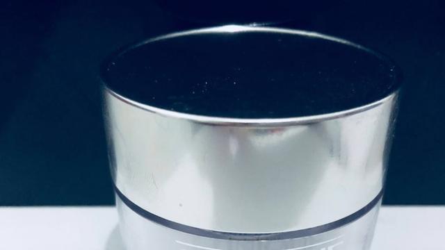 面霜|面霜推荐：这些面霜能有效激发胶原蛋白的再生，平滑、紧实肌肤
