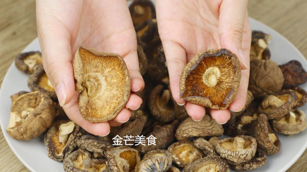 春饼|买香菇时，聪明人只需要看这5点，干货店老板：真厉害，不敢欺骗