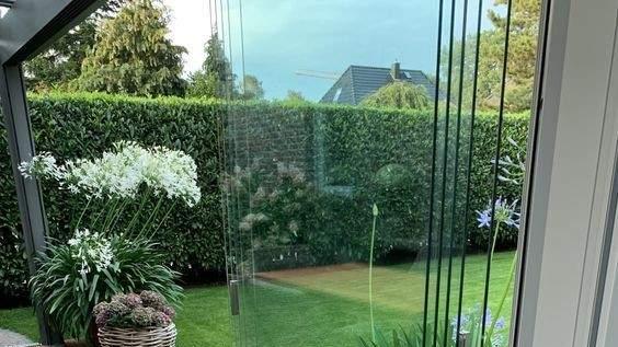 早知我家搭阳光房，就在底部多砌个地台，省得几万块花了还不好用