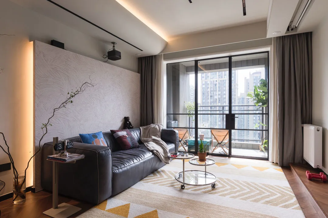 90后“斜杠青年”的独居生活，80㎡一居室享受自由生活