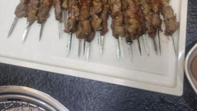 烧烤|烧烤店老板为什么留不住烧烤师傅呢？