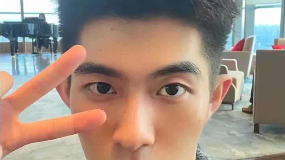 发型 18到35岁男士，发型这样剪，真帅气