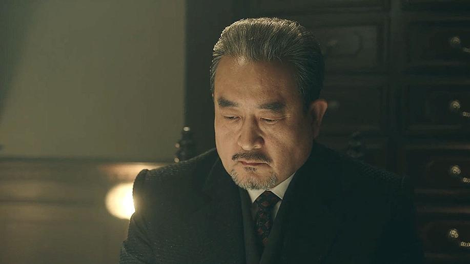 前行者|《前行者》最可怜的人曝光，被女儿坑了4次，身边的人都是特务