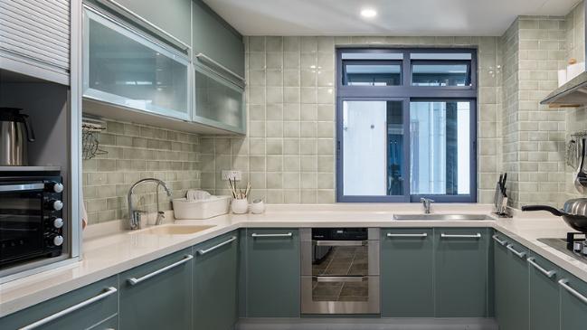 多亏了设计师提醒，厨房装修做对这10点，入住好用不止10倍！