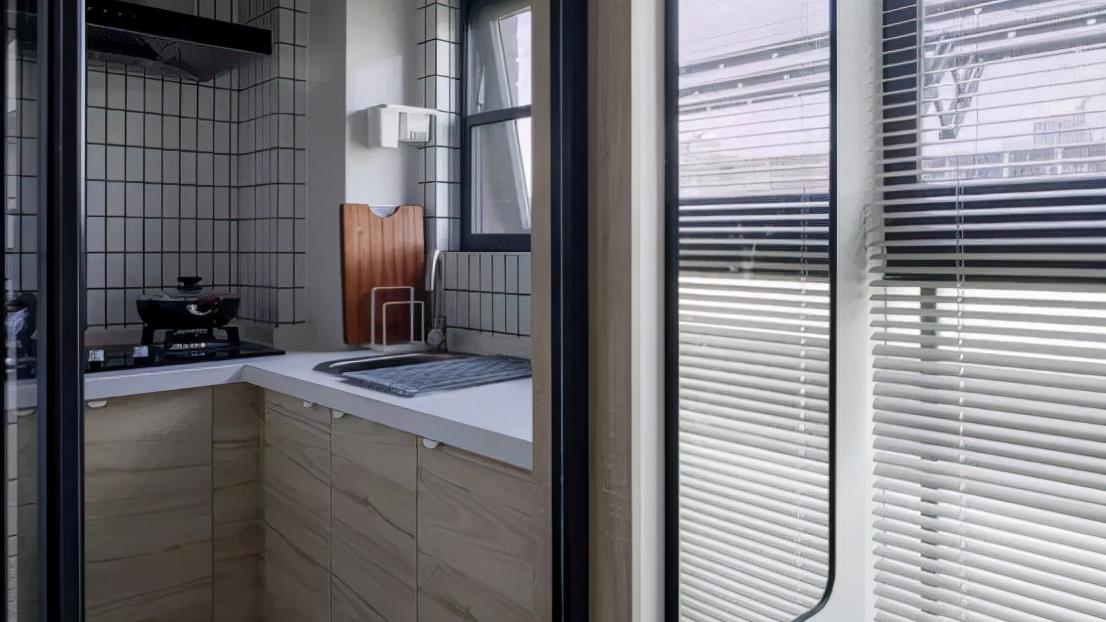 太励志了，这个单亲妈妈入住25㎡小窝，这些装修技巧我酸了！