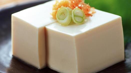 豆腐|不管炖啥豆腐，牢记这3个诀窍，豆腐不烂入味好吃，很多人不知道