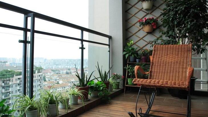 越来越多人阳台都不晾衣服了，有钱人都流行这样装，后悔知道晚了