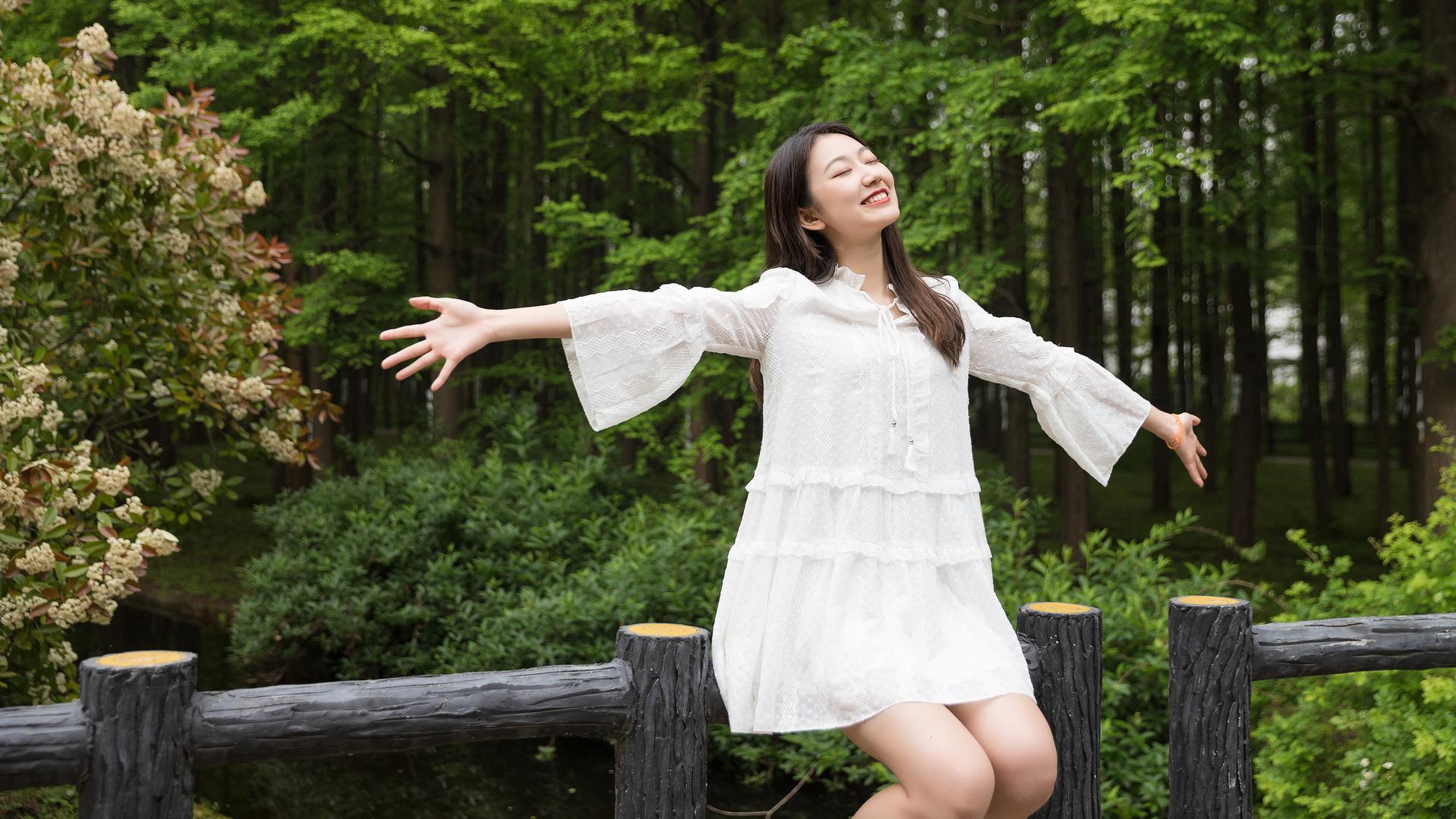 说爱 女人长得漂亮不漂亮，不是看颜值有多高，而是看这些东西