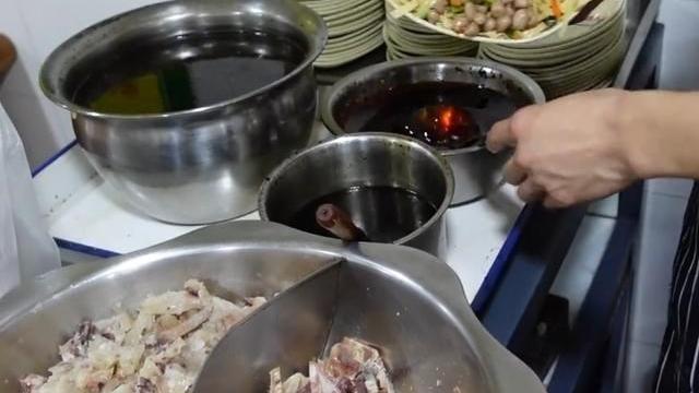 萝卜|天津神奇的地下室小吃，物美价廉，日卖3500碗，分量大的惊人