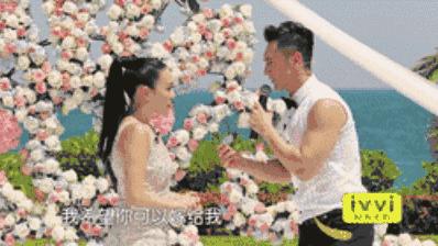 文姬说爱 钟丽缇：带三个女儿嫁小12岁的型男还被宠的秘籍，就这2点