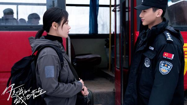 赵丽颖|“人气”女演员大洗牌，赵丽颖第7，马思纯空降第4，杨幂让人意外